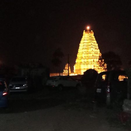 Ranjana Guesthouse Hampi Dış mekan fotoğraf